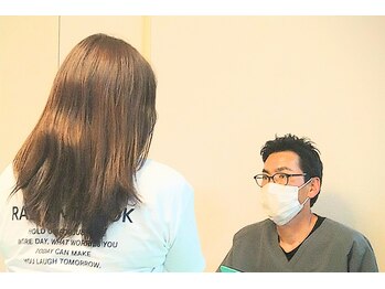 くつろぎ鍼灸整体院/カウンセリング風景