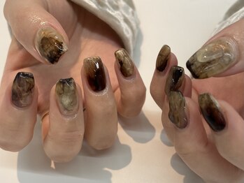 キルナリビング(kiruna living)/ニュアンスネイル◯