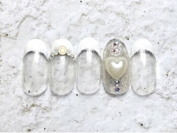 フレンチ&ハートパールネイル