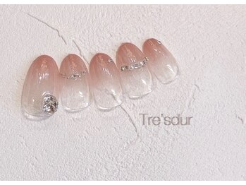 ブライダルネイルにも♪