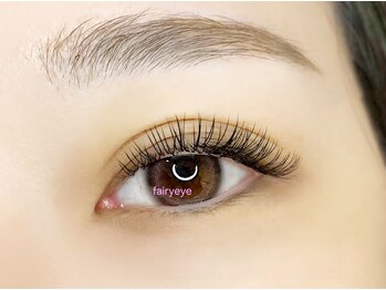 フェアリーアイ(fairy eye)の写真/マツエク☆国産商材フラットラッシュ使用!安心のカウンセリング＆高技術で理想の仕上がりに♪マツパも人気!