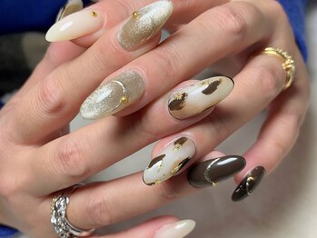 サロンドフォーエイチ(salon de 4H)/ニュアンス☆レオパードネイル