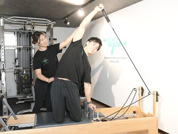 ワカタフィジオスタジオ(WAKATA PHYSIO STUDIO)/ピラティスレッスン