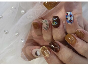 推しモチーフネイル