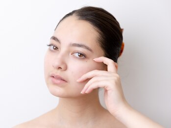 アルフォービューティー 恵比寿店(ALU for beauty)の写真/【韓国最新W導入】小顔マイクロウェーブリフト×肌育メソプロ+38000円→ 16800円