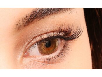 ハニービー(Honey B)/ボリューミーな目元♪