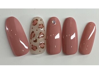 パナネイル(pana nail)/ふんわりヒョウ柄