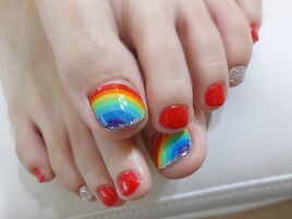 レインボーフットネイル♪