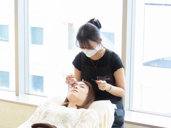 トウキョウ ベイブ 池袋店(TOKYO BABE)/アーチ眉