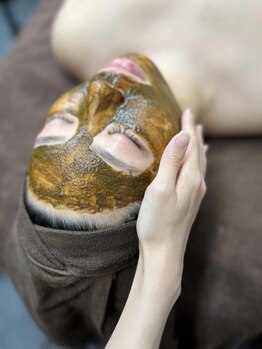 ナオミズサロン(Naomi's Salon)の写真/シミしわ改善/ニキビケア/毛穴/ザラつきにはハーブトリートメントで解決！違いをご実感下さいませ♪