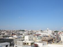 SEASON Tokyo JIYUGAOKA Eyelash & Brow salonの雰囲気(東京タワーとスカイツリーが見えるお部屋からの景色。)