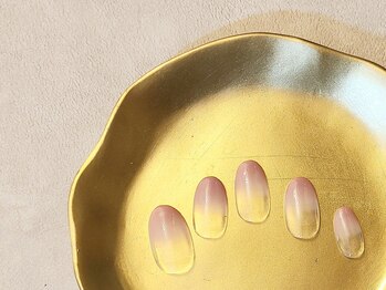 カラーレス(COLORLESS)/【グラデーションネイル】