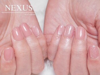 ネクサス(NEXUS)/コーラルピンクの肌馴染みネイル