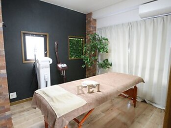 学割脱毛 R.E.I Private Salonの写真/股・お尻のムレ・臭いから卒業♪プライベートサロンで安心★大手では受けづらいデリケート部分はお任せ★