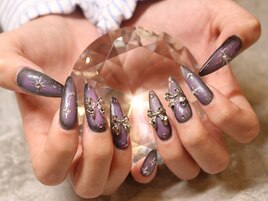 フラッシュネイルフレンチネイル