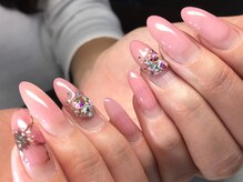 ネイルサロン リッチーズ(nail salon Riches)の雰囲気（丁寧ケアでキワキワカラーリング&美フォルム施術、5週間経過後）