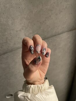 ムーイ 外苑前(mooi.)/stone art design