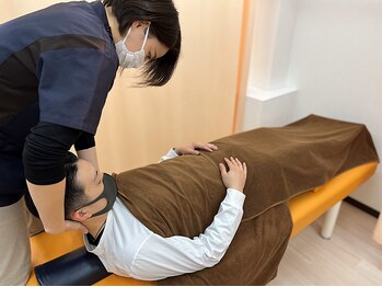 エバーグリーン鍼灸整骨院 九段下院/猫背矯正【九段下/東京】