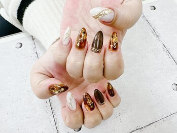 ネイル ビューティーマジック 葛西本店/べっ甲デザインネイル