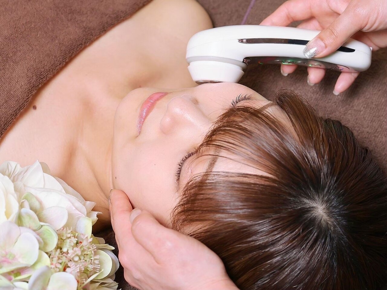 【30代からの美肌ケア】お顔脱毛&毛穴洗浄１回　6600円