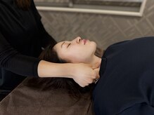 ヴィオーデ 二子玉川店/顔のムクミ＆首の辛さは頸椎から