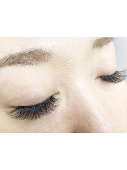 ボリュームのある目元にしたい