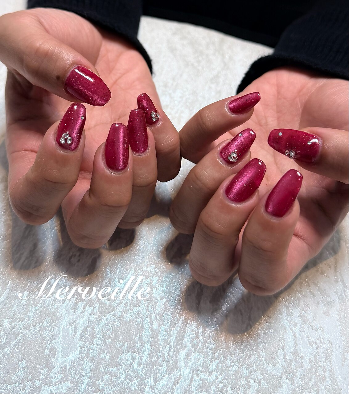 2026年冬トレンド】スワロフスキーのネイルデザイン集｜人気順｜3