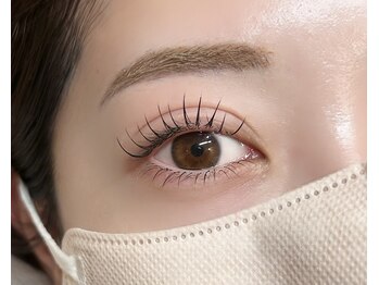 ナナゴー(75)の写真/すっぴんでも褒められる♪大人女性のための上品まつげデザイン☆