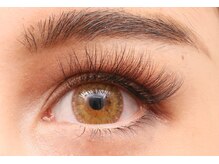 ハニービー(Honey B)/ボリューミーな目元♪