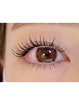 ボリュームのある目元にしたい