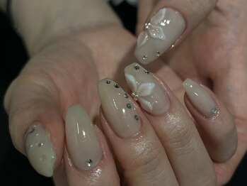 ネイルアヴァンス 京橋店(Nail AVANCE.)/シンプル×お花ネイル
