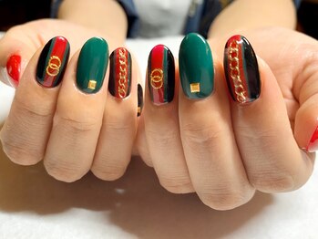 サロンドフォーエイチ(salon de 4H)/チェーンネイル☆