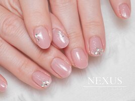 お花のビジューネイル