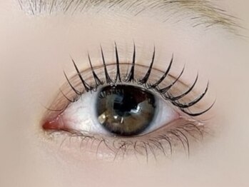 リレア(RELAIR)の写真/納得の美しさと仕上がりに！プロの高度な技術と丁寧なヒアリングで満足度◎ワンランク上のお目元へ♪