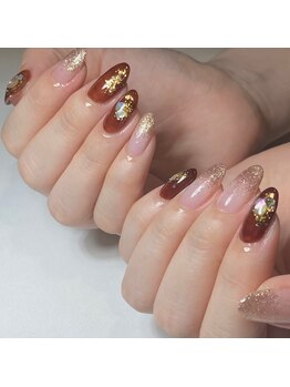 リノ(Lino)の写真/\忙しい日々に、自分へ贈る潤いを/手肌を美しく魅せる色選びに満足度◎働く女性に寄り添う、日常の贅沢。