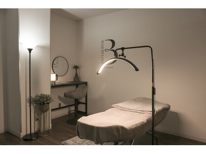 ベースバイループ(BASE BY LOOP)の写真