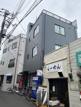 北野整体院/千住警察署側から見た風景【昼】