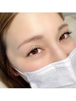 ベヴィ バイ プリンセスフィズ(BEVY by PrincessFizz)の写真/【朝9時OPEN】まつ毛が少ない/短い等のお悩みに濃密まつ毛で自然なボリューム感を叶えるダブルラッシュが◎