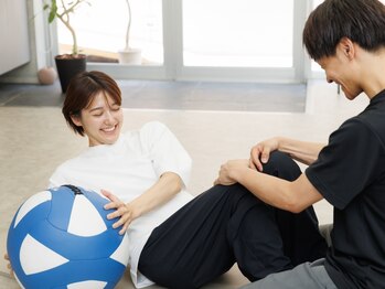 ヨロジム(YOLO GYM)の写真/久し振りの運動で不安な方にも◎体調や身体の状態に合わせたオーダーメイドパーソナルトレーニングを提供!