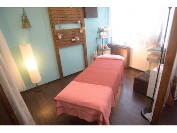 ムーンシード/オールハンドで優しい小顔矯正