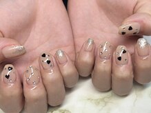 リリーネイル(Lily nail)/モノトーンハートネイル