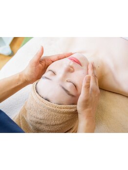 ホウレイ線・たるみ改善！予防ケア