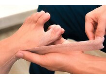 ワンステップラボ 三鷹院(ONE STEP LAB.)の雰囲気(諦めていた足の痛みを、テーピングで改善へ。)