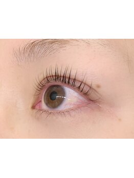 ナチュラル上品な目元にしたい