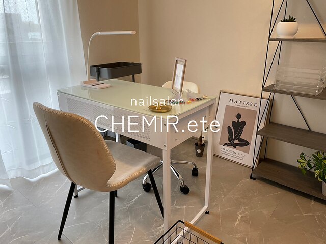 ネイル専門店　CHEMIR.ete