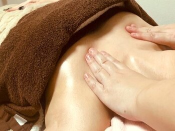 カァーム(Calm)/しみ・たるみ・肩こりの改善に♪