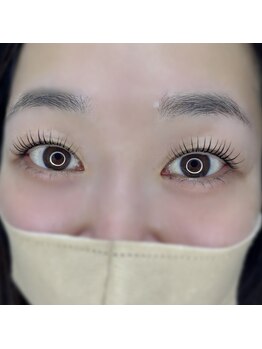 ネイルズビー 別邸(Nail's be)/目尻流しデザイン