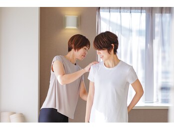 スタジオヴォールスタジオ 一宮スタジオ(Studiowohl)の写真/【一つひとつの動きを丁寧にサポート◎】リピート率90％の寄り添いレッスン♪初めてでも安心スタート♪
