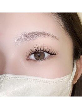 ワイプラス(Y + plus)の写真/まつげパーマの定番！【ラッシュリフト、パリジェンヌ】
お顔の馴染みやすいデザインをご提案☆