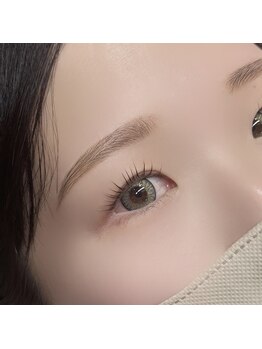 コウ 博多(KOU.)/90分で叶う洗練されたまつ毛と眉